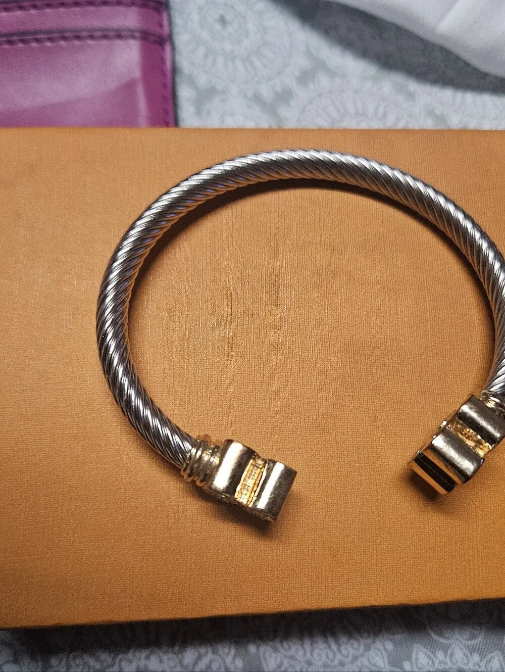 Elegant Rose Gold and Silver Crystal Clover Cable Bracelet